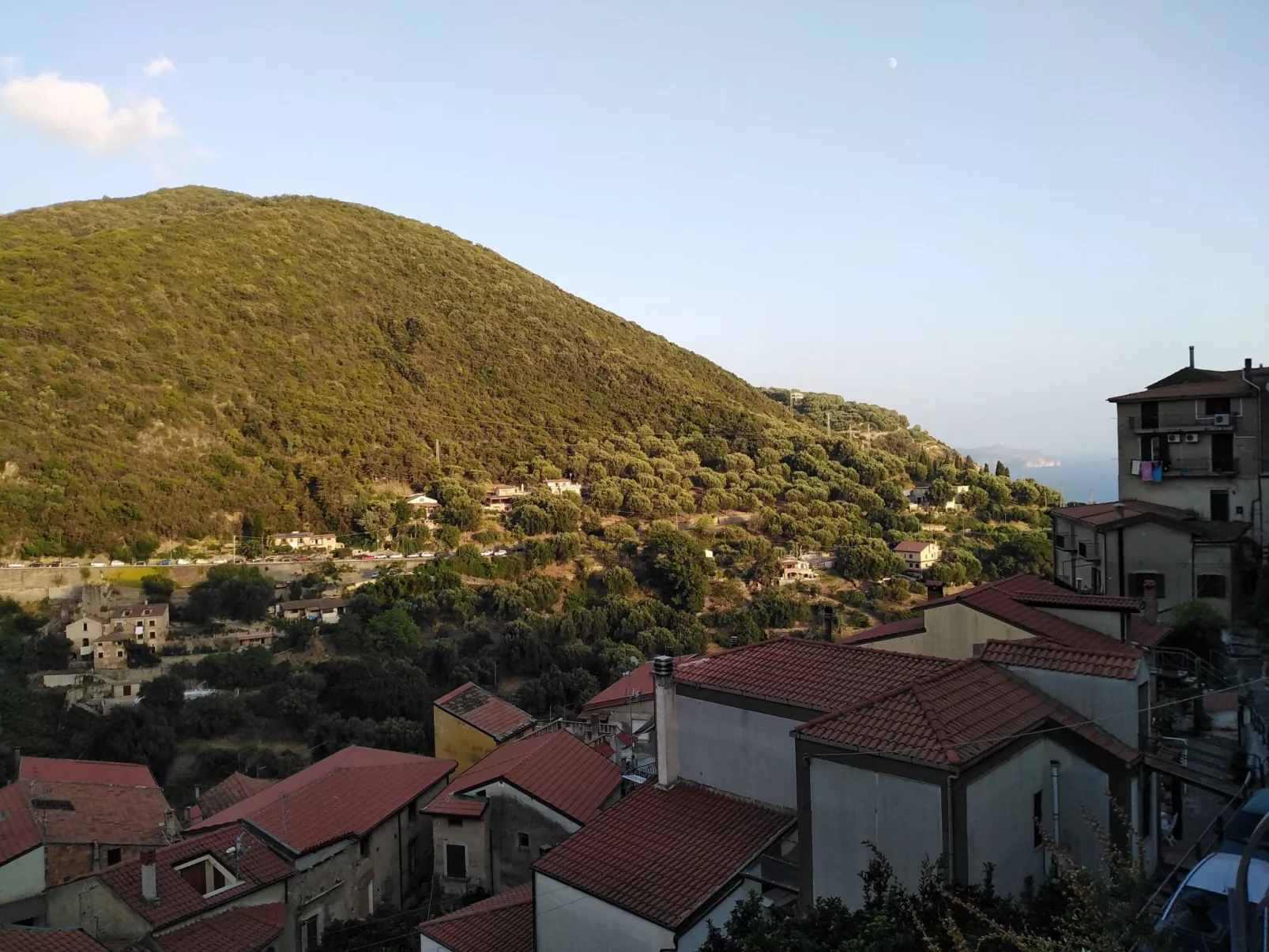Strandnahe Wohnung in Pisciotta mit Grill-Buiten