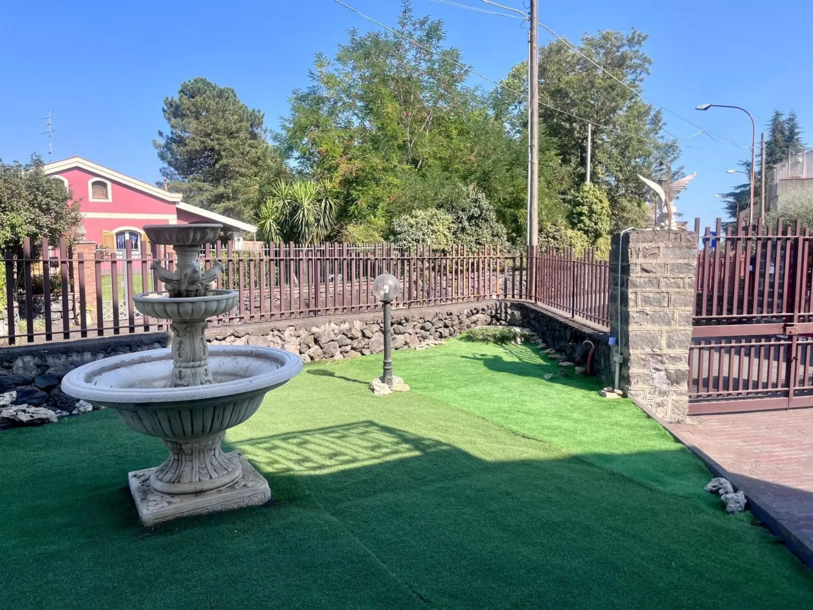 Zafferana's Pool Rückzugsort-Buiten