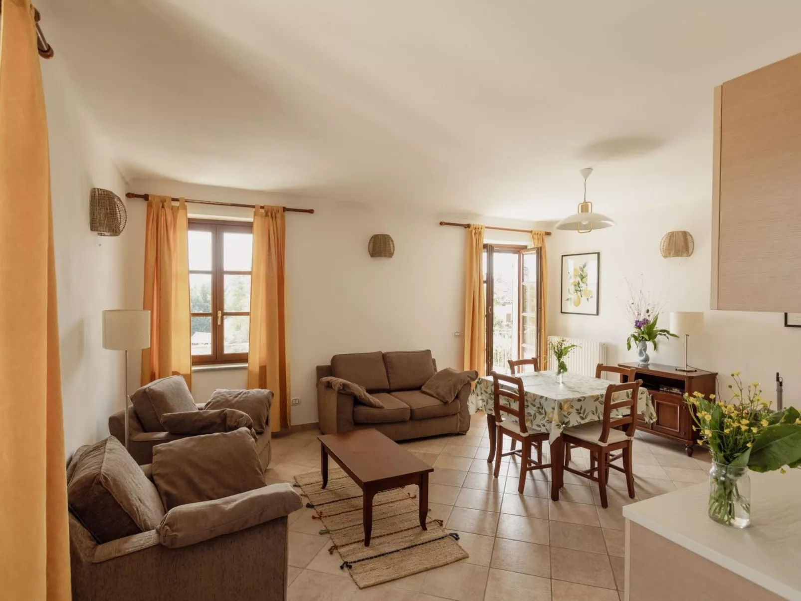 'Dolcetto' mit Schwimmbad