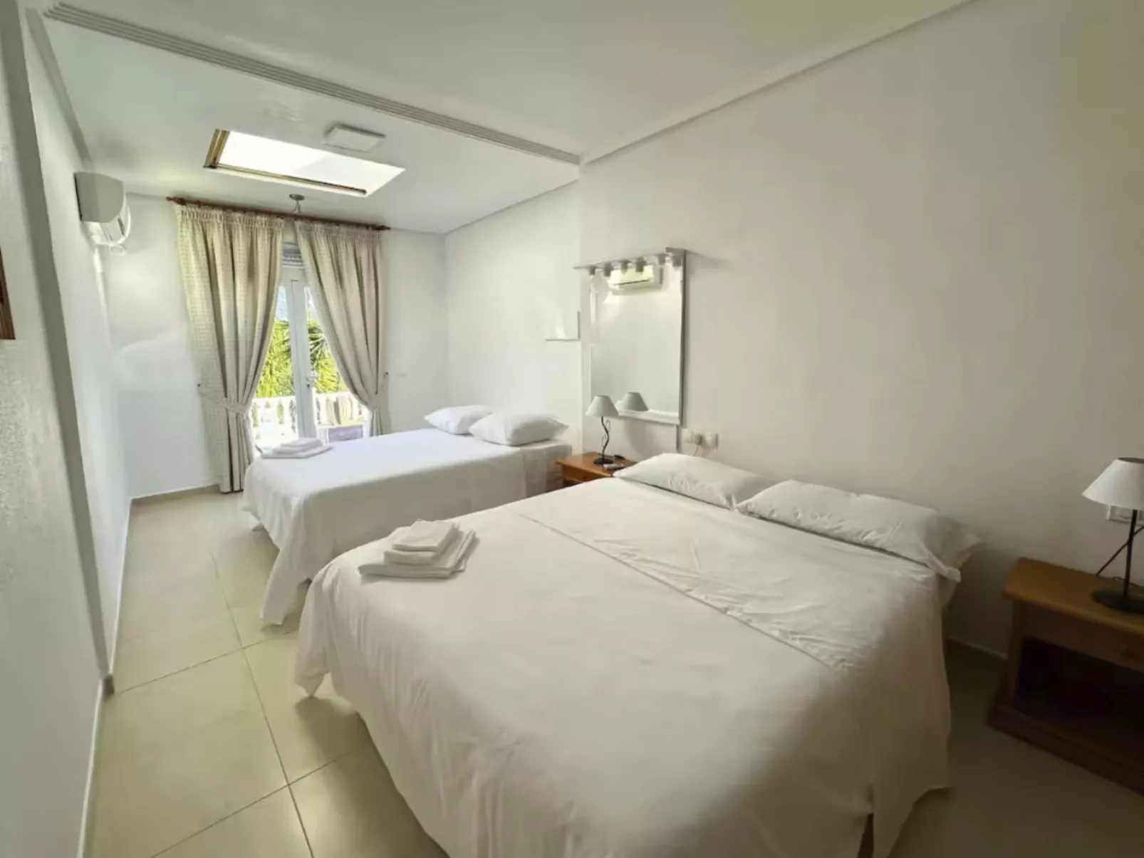 Villa Esmeralda-Binnen