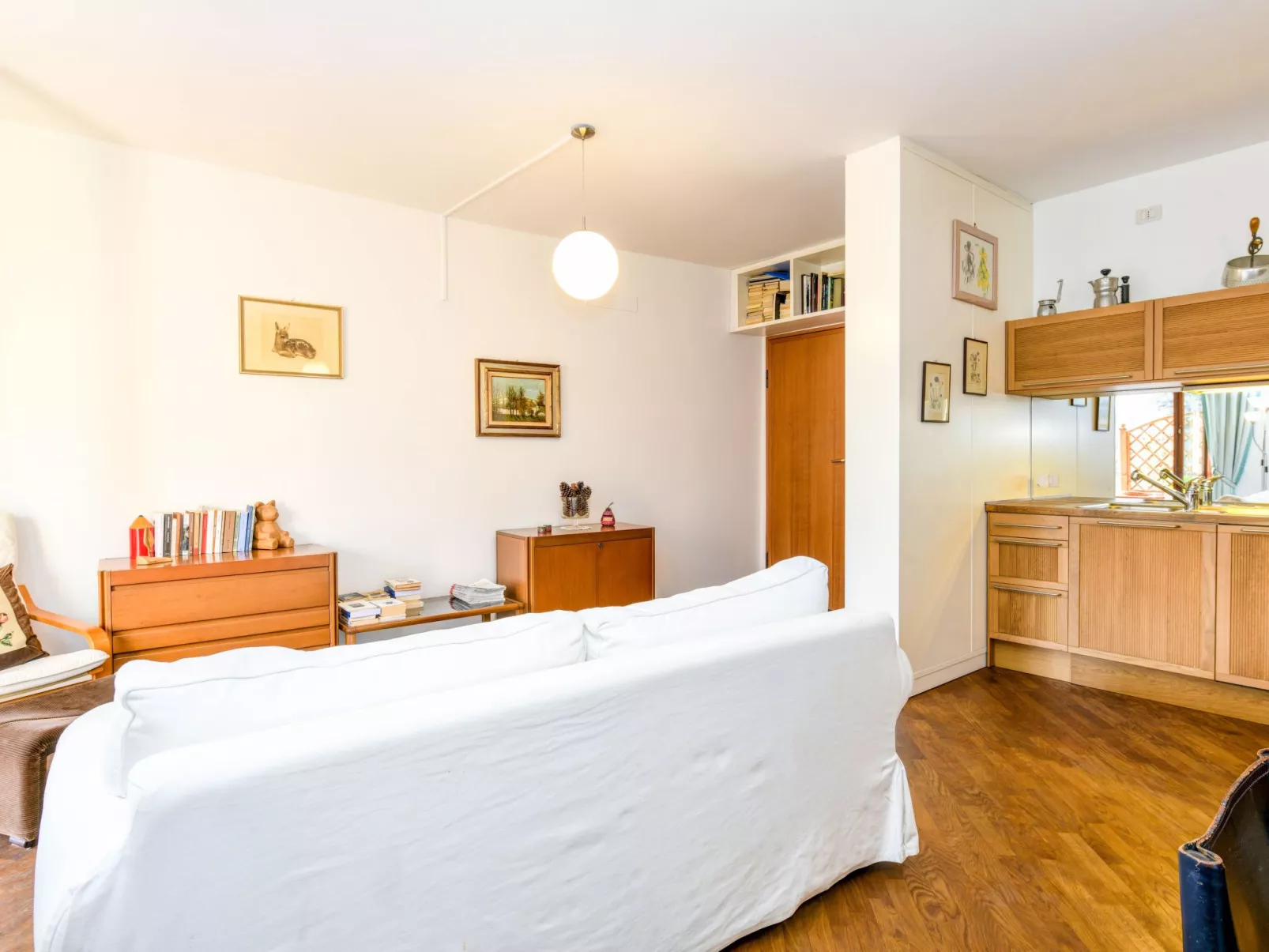 'Silvia2' mit privatem Balkon-Binnen