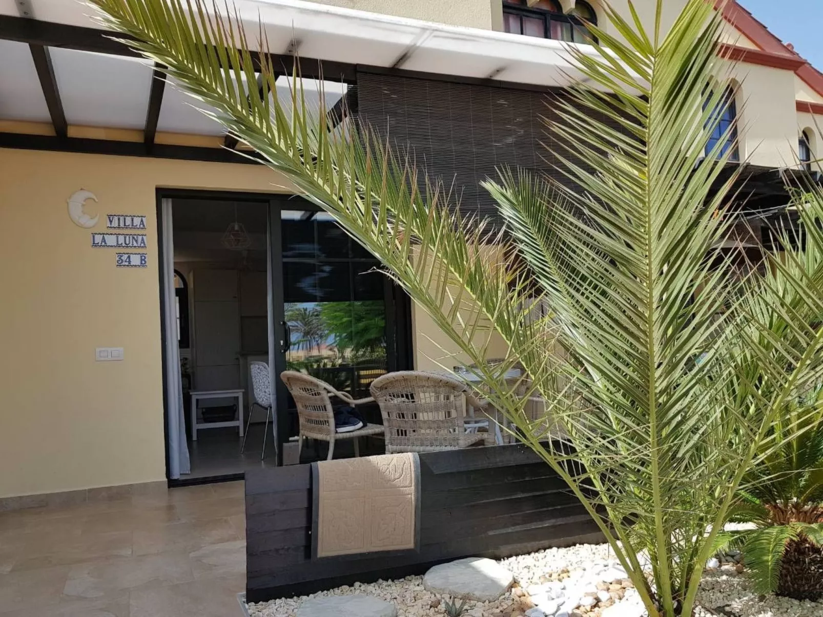 Komfortable Wohnung, Wifi, am Pool-Image-tags.info