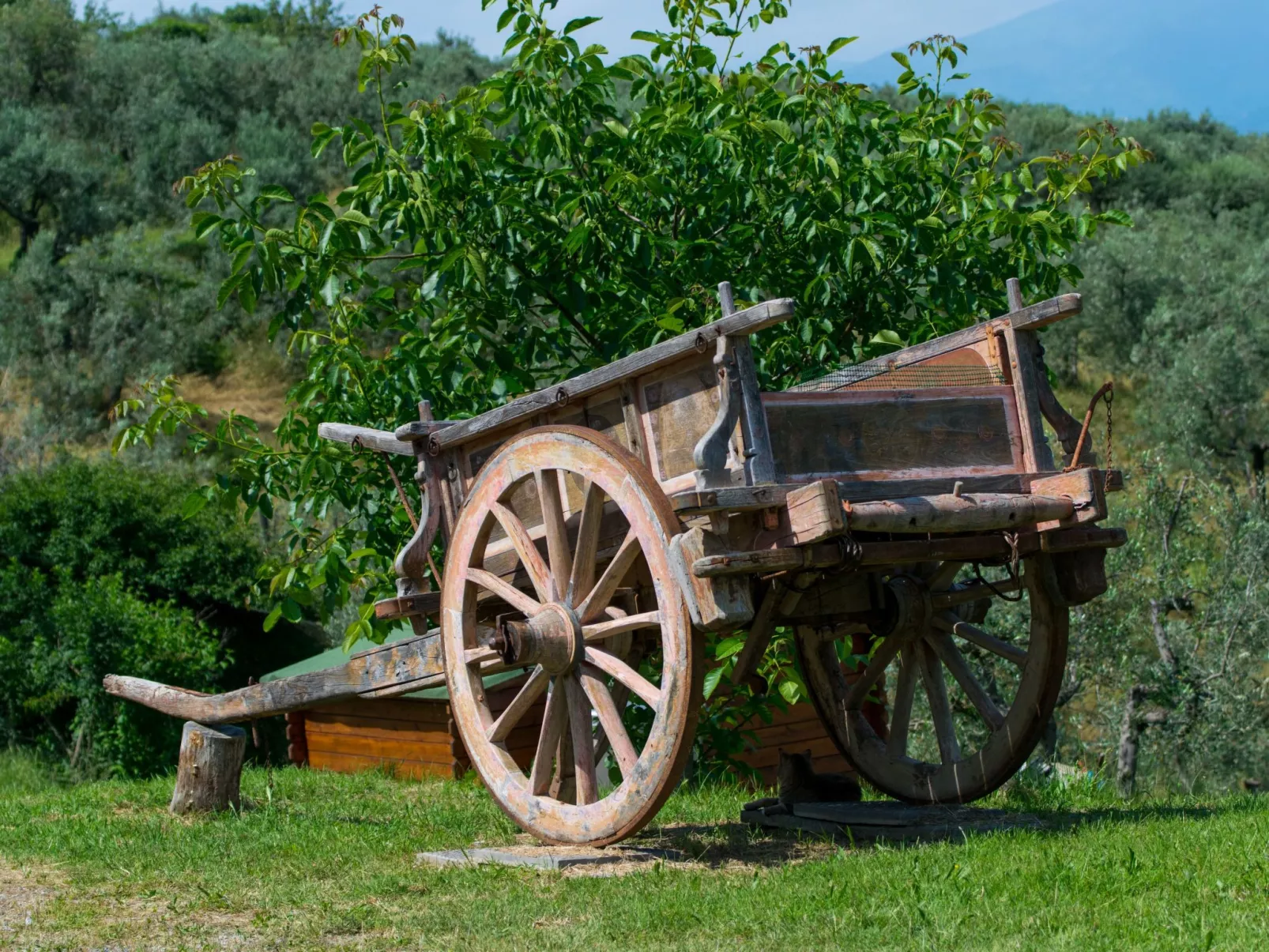 In Quarrata mit Großem Garten-Buiten