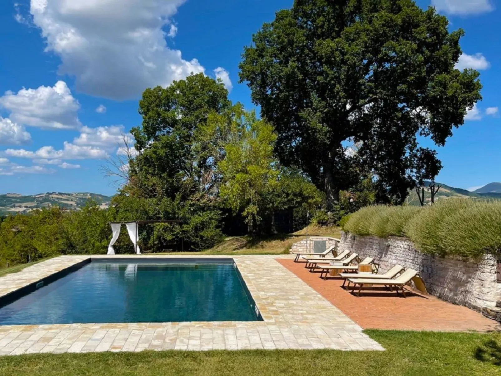 Ferienvilla 'Checello' mit privatem Pool