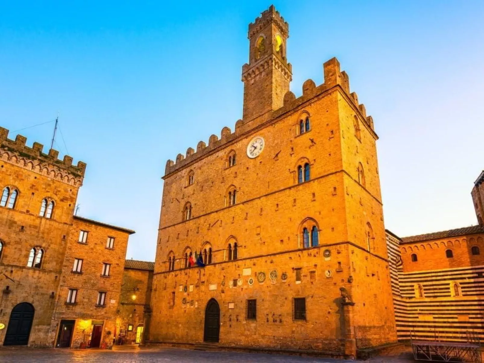 Wohnung in Cascina mit Privatparkplatz-Buiten