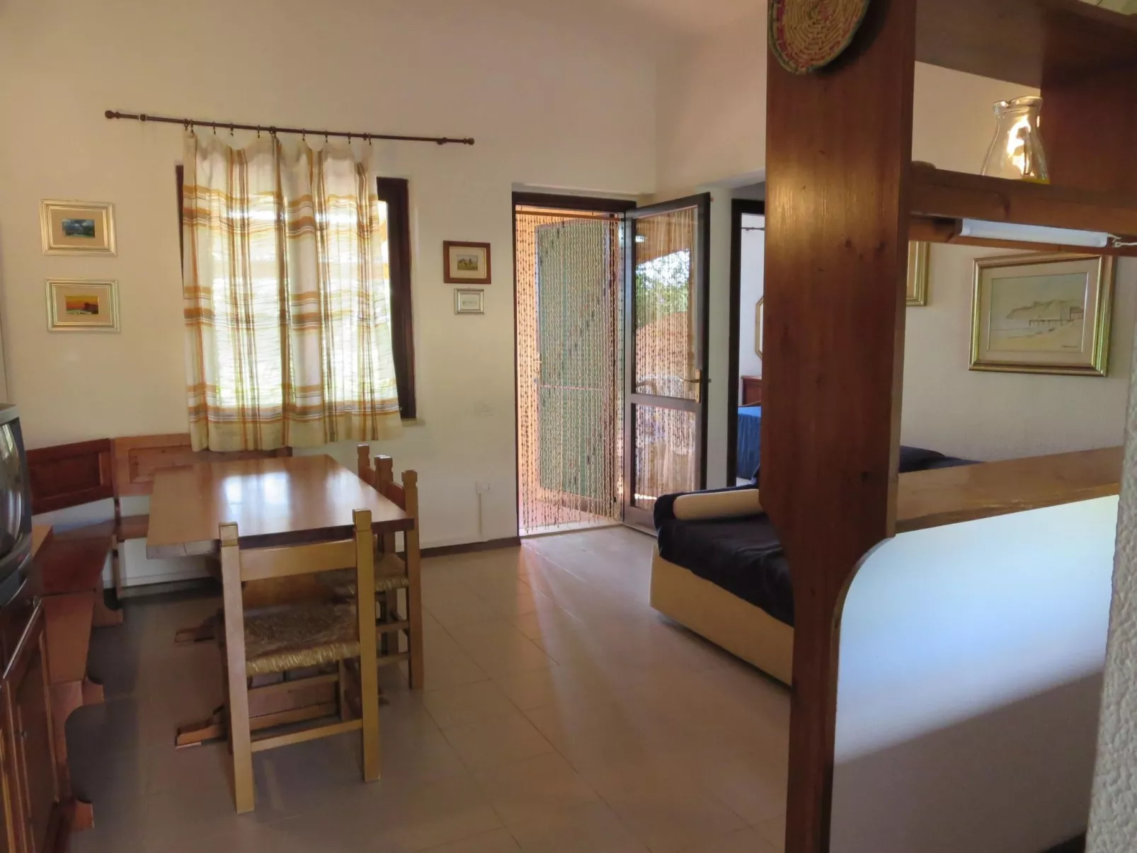 Trilo Mulbery mit großem Garten-Image-tags.info