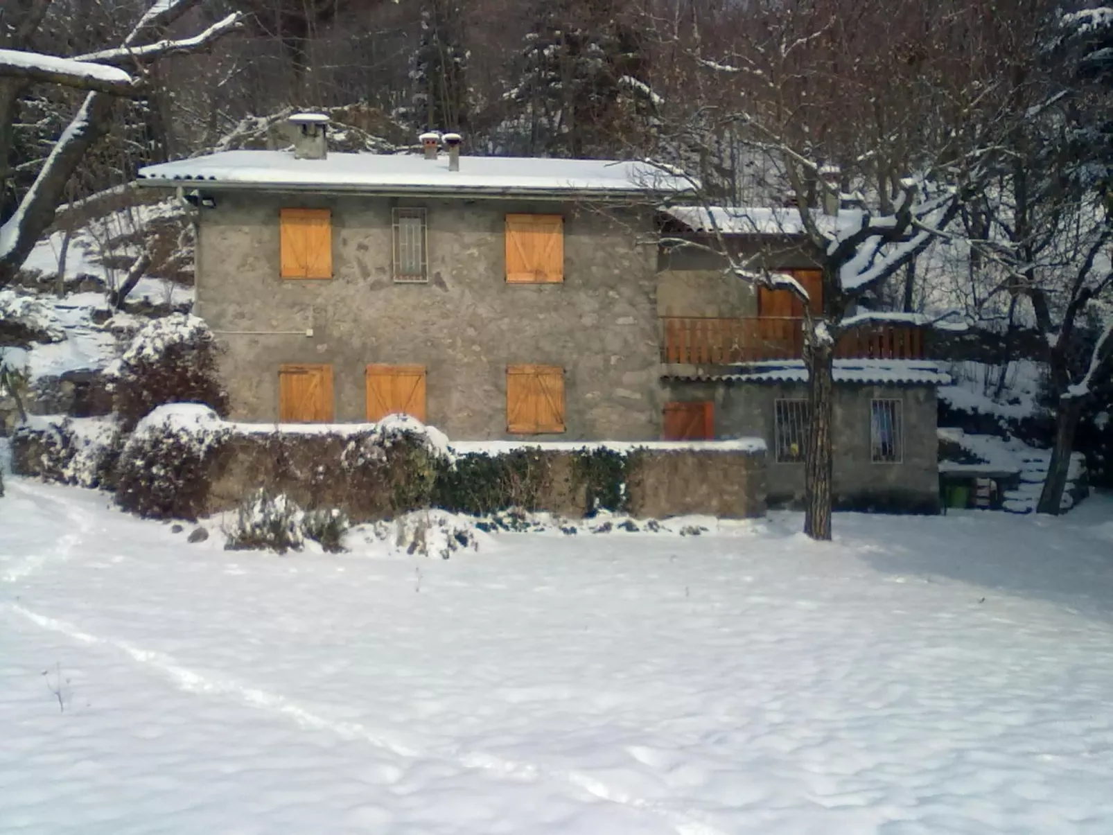 In Panoramalage in Solto Collina-Buiten