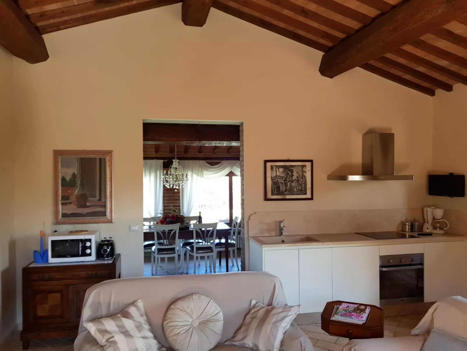 Gemütliches Ferienhaus mit Privatem Pool-Binnen