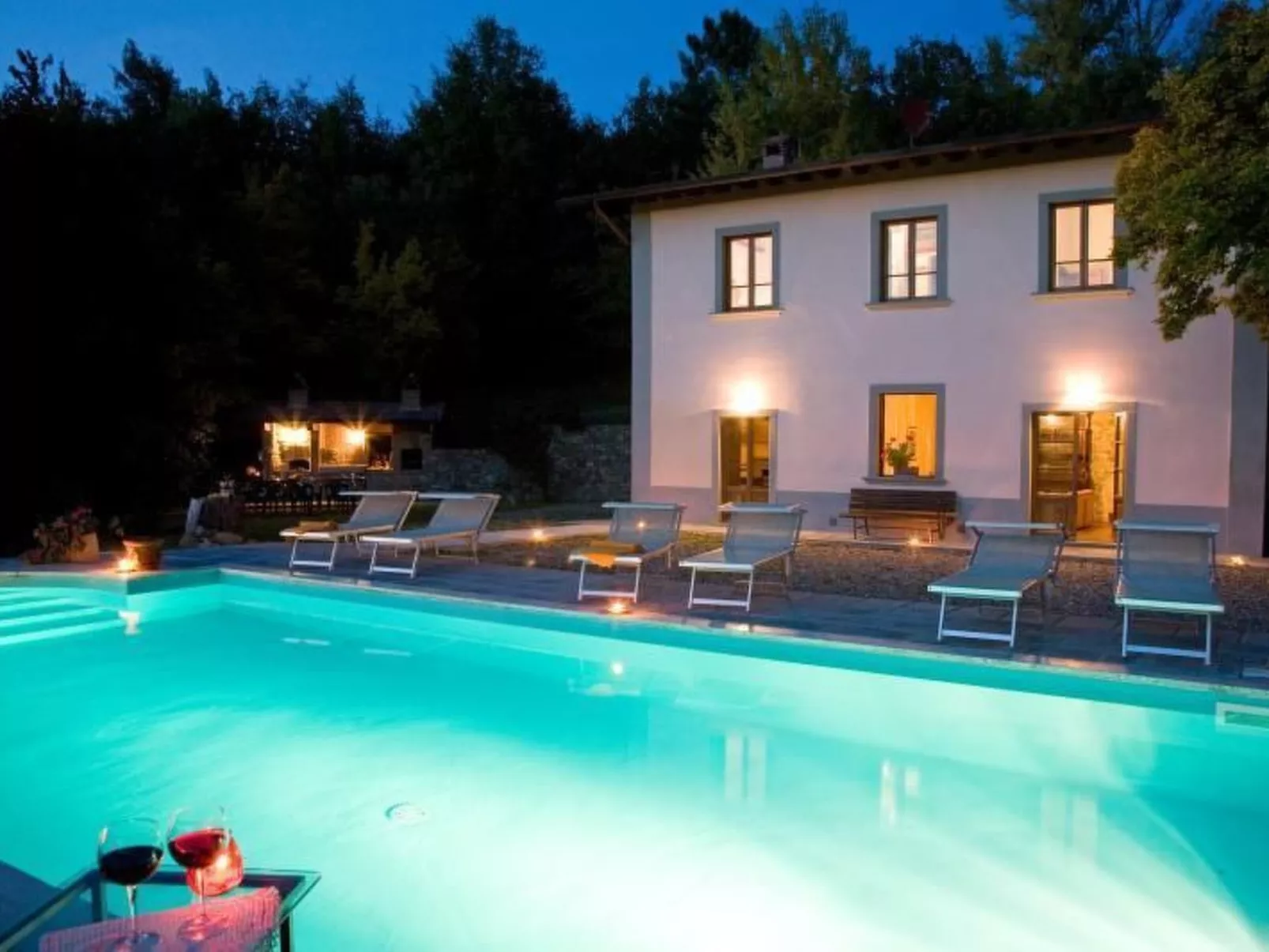 Villa Pruneto mit Pool in den Hügeln der Toskana-Buiten