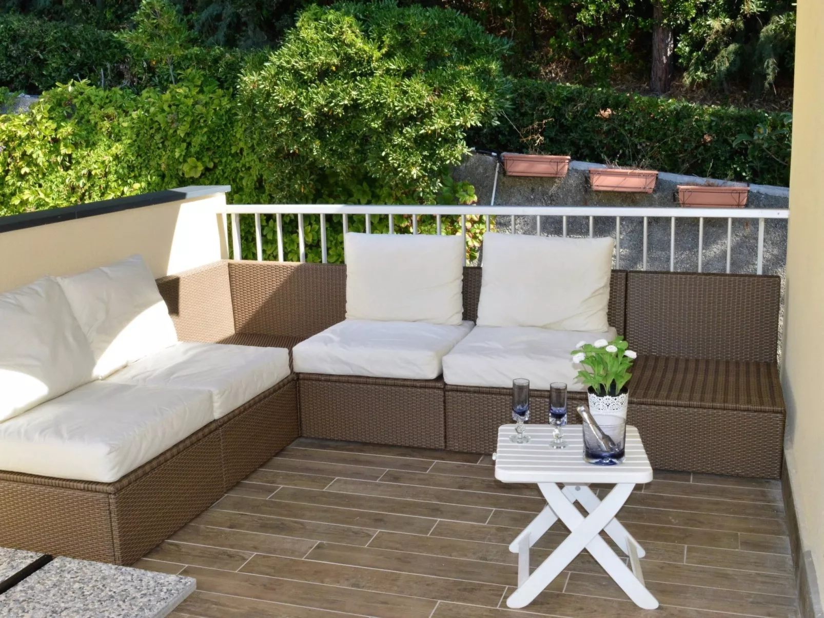 Charmantes Appartement in Moneglia mit Großer Terrasse-Binnen