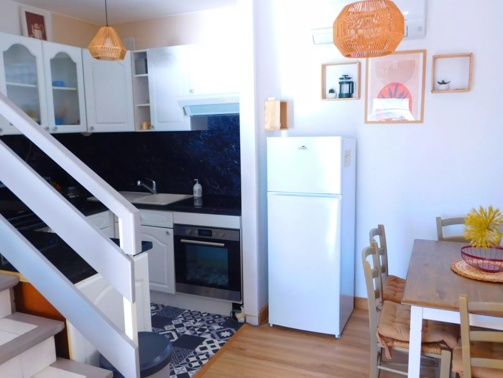 Mit privatem Garten und Terrasse-Image-tags.info