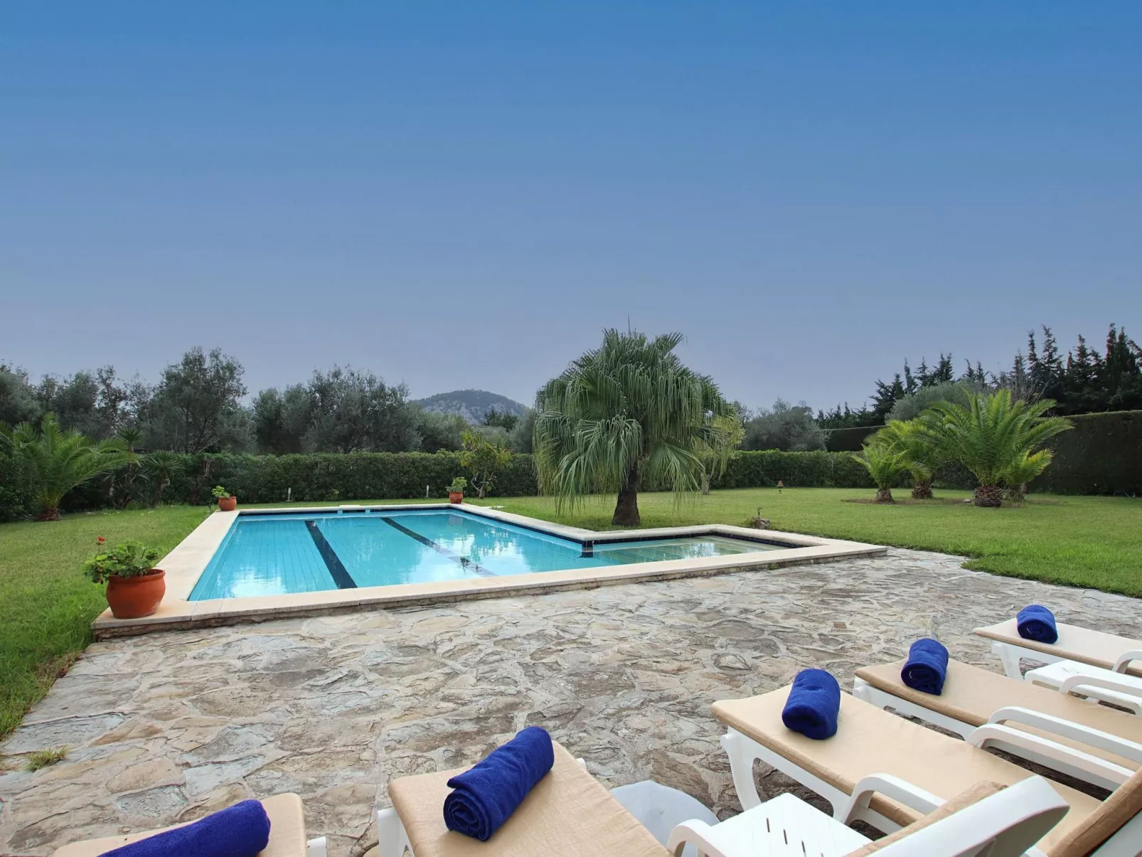 Traditionelle Villen in der Nähe von Pollensa