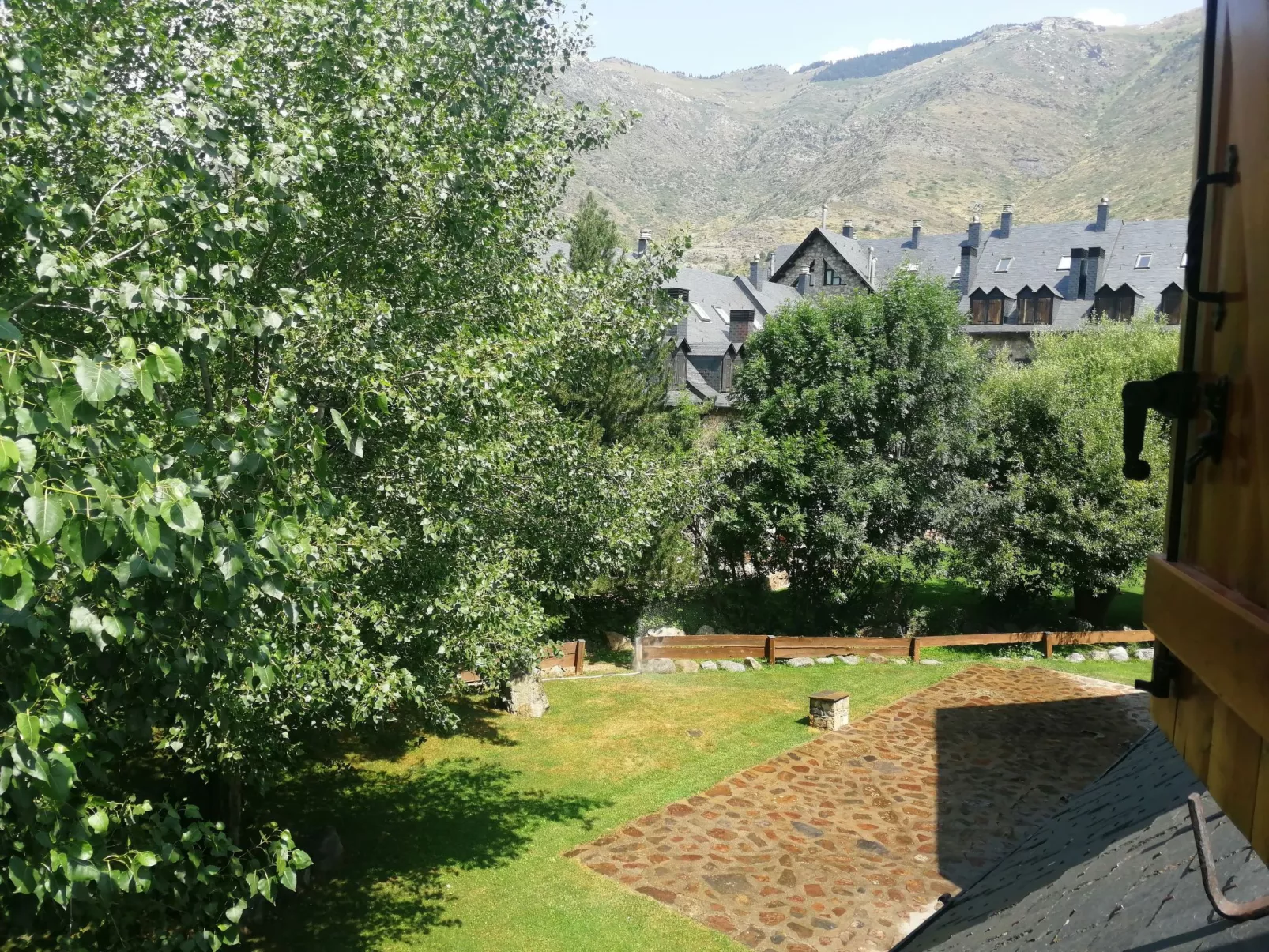 Geräumige Maisonette mit Kamin Isard 2 Vall de Boí-Buiten
