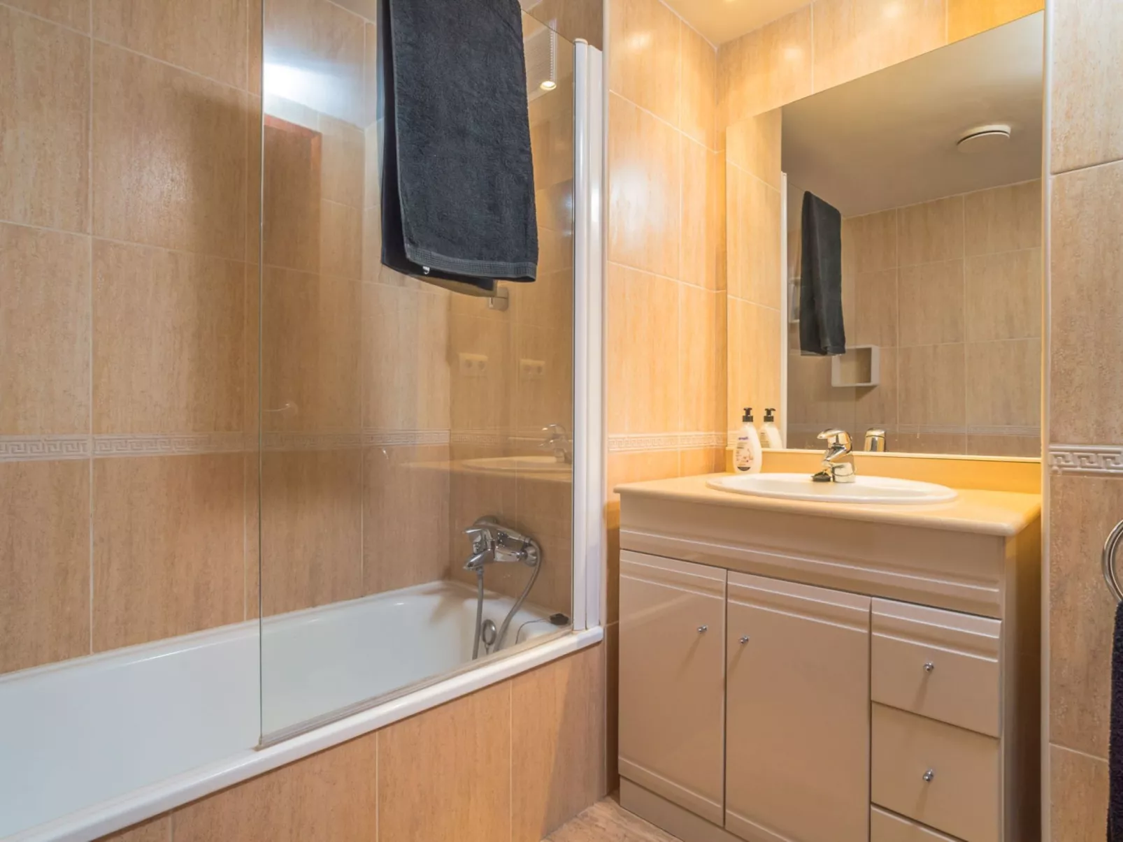 Costabravaforrent Balcó 7, mit gemeinschaftlichem Schwimmbad-Binnen