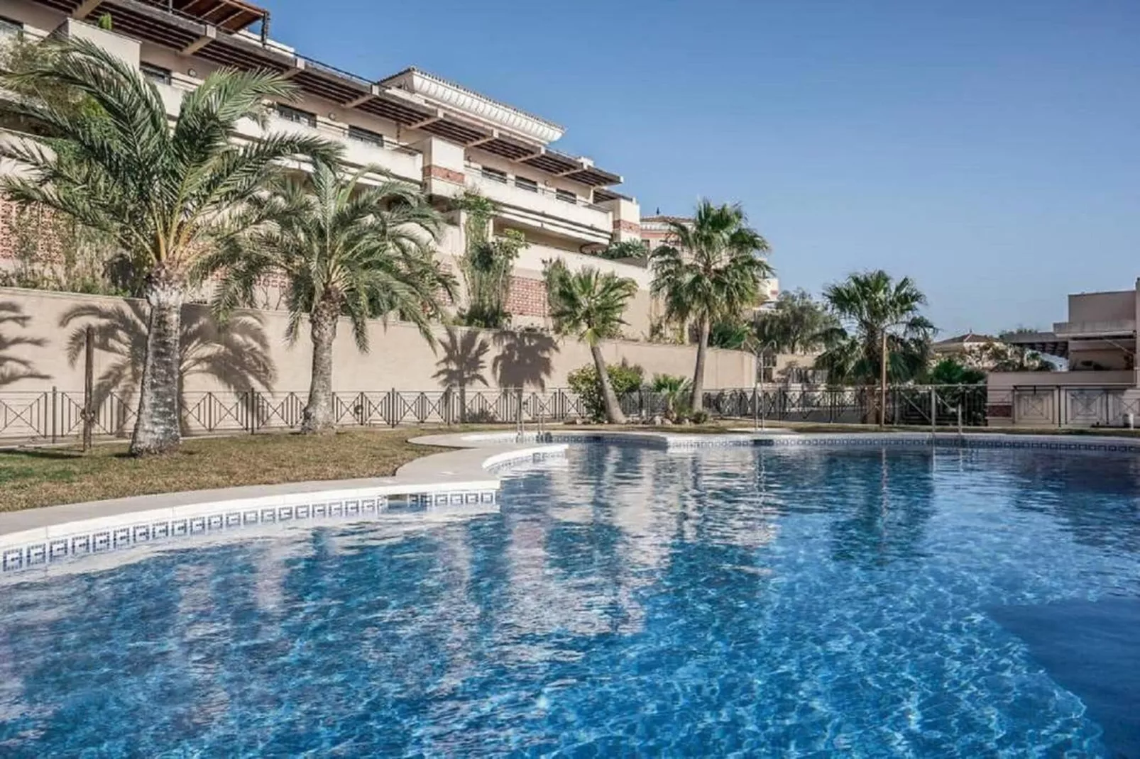 Costa Brisas Almayate-Zwembad