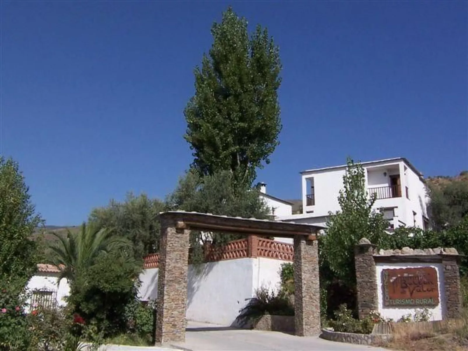 Gemütliches Haus in Anlage mit Schwimmbad in Válor - Image-tags.info