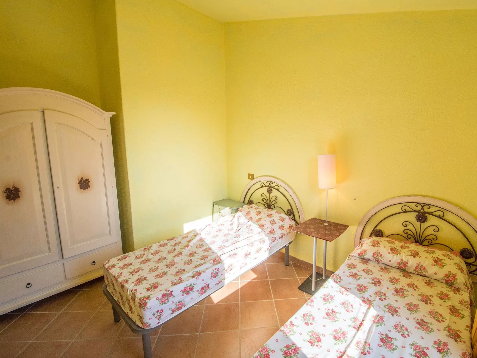 Drei-Zimmer-Wohnung "Il Borgo2" 400 Meter vom Meer entfernt-Binnen