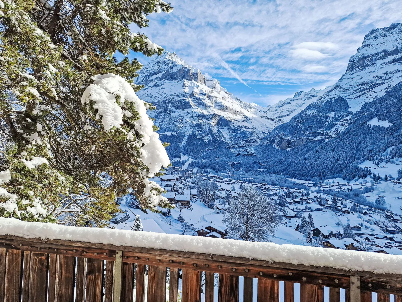 Chalet Shangri La-Buiten