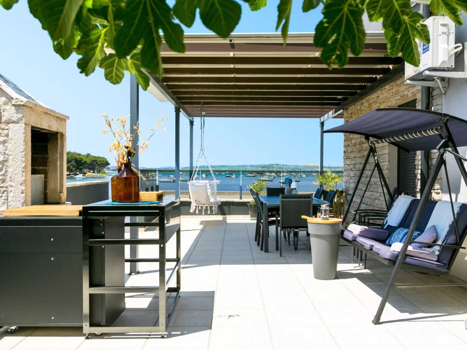 Für 4 Personen ca. 80m, in Medulin-Image-tags.info