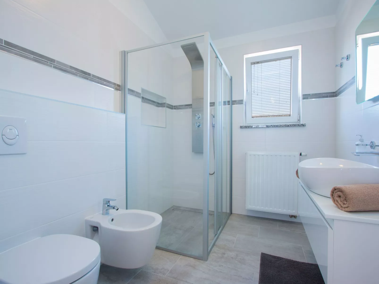 Luxus-Wohnung Igor Attic-Binnen