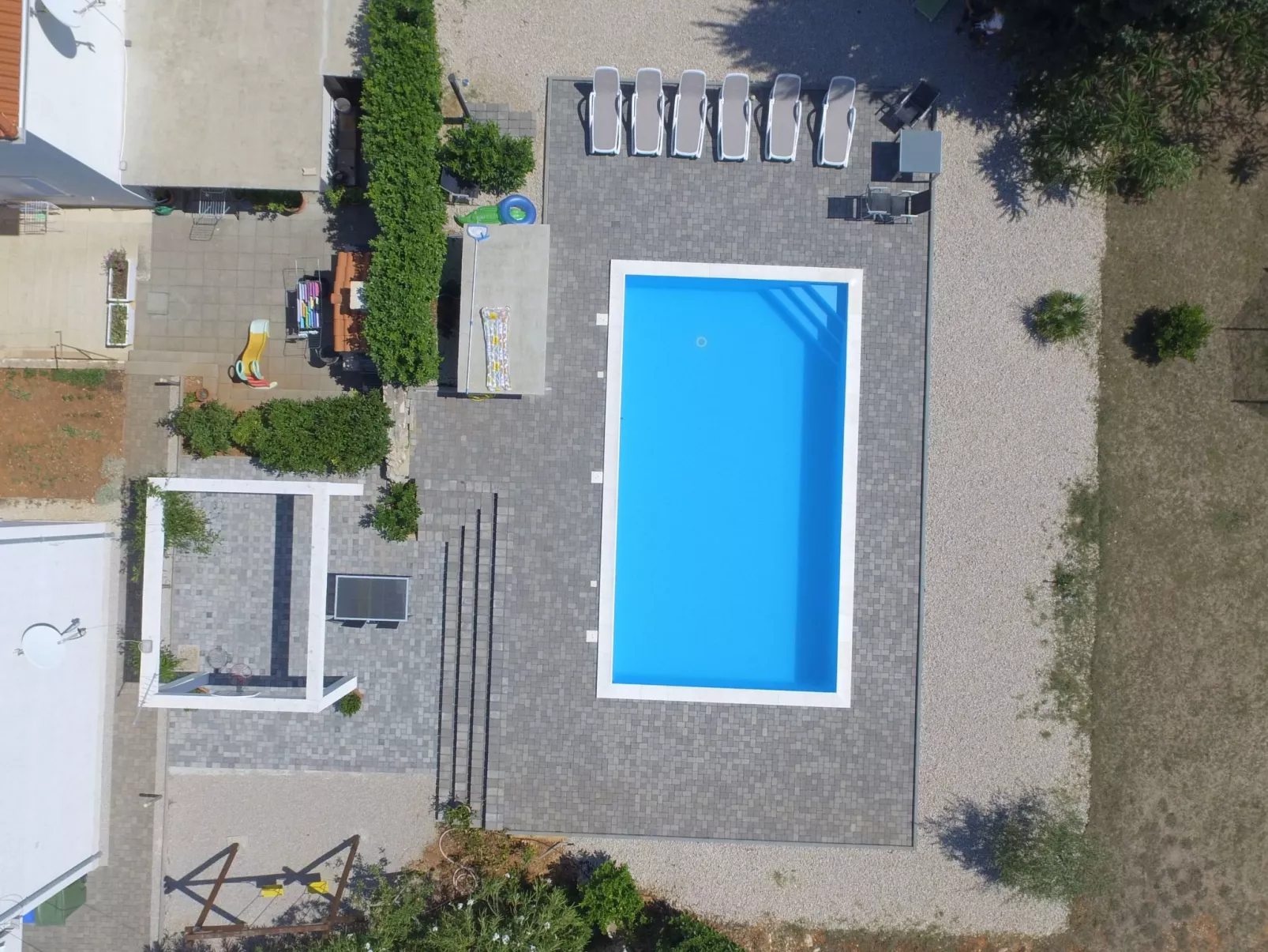 Mit Blick auf das Wasser-Binnen