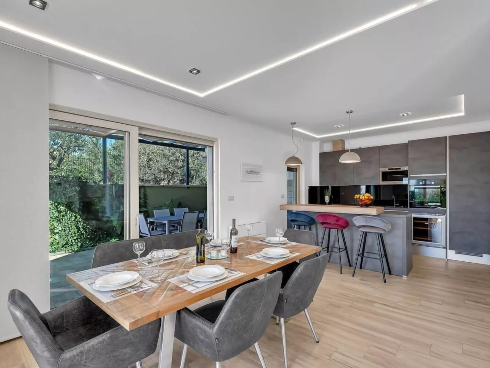 Villa Lantana-Image-tags.info