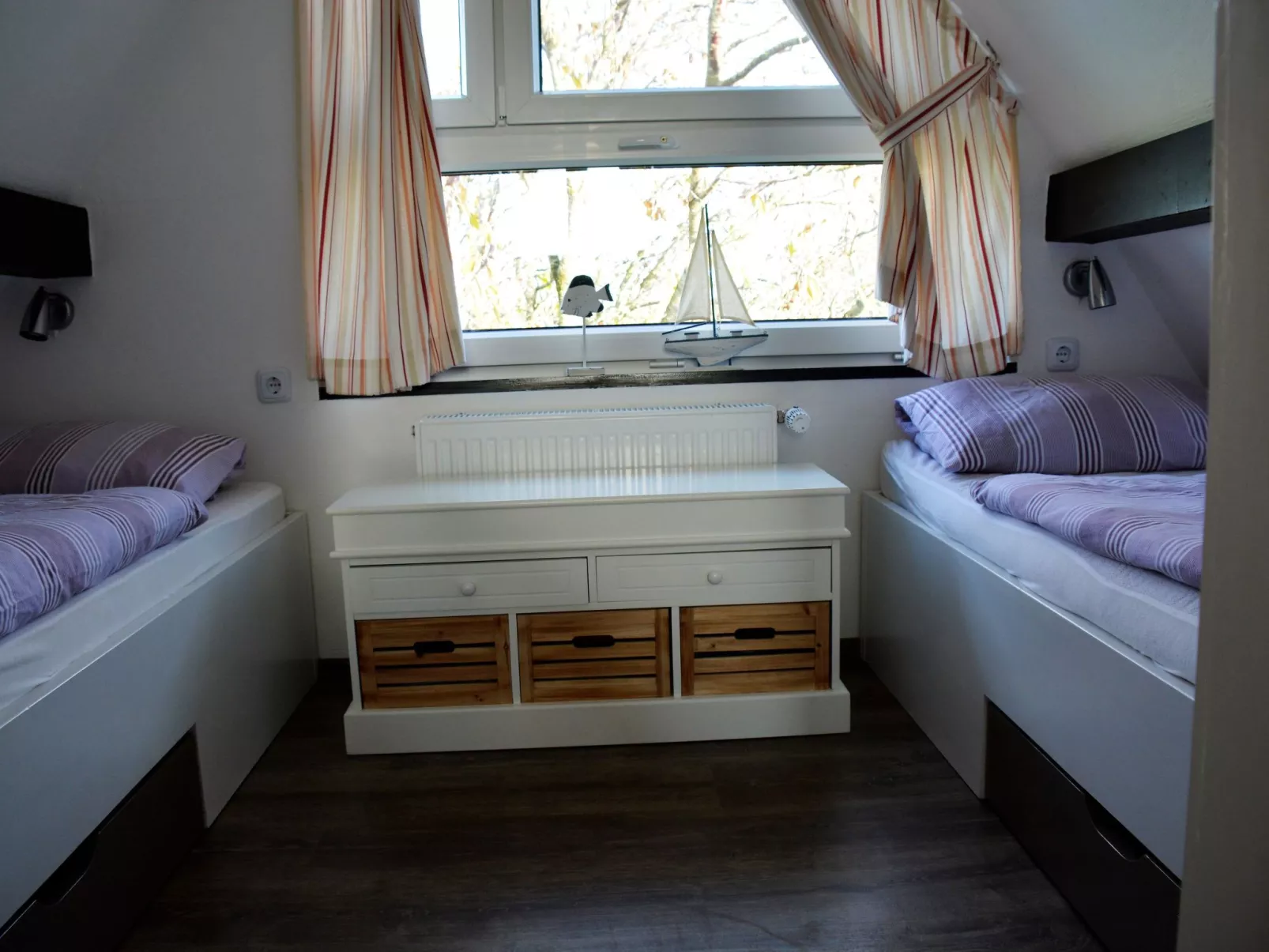 Nurdachhaus Klabautermann mit Terrasse und Garten-Binnen