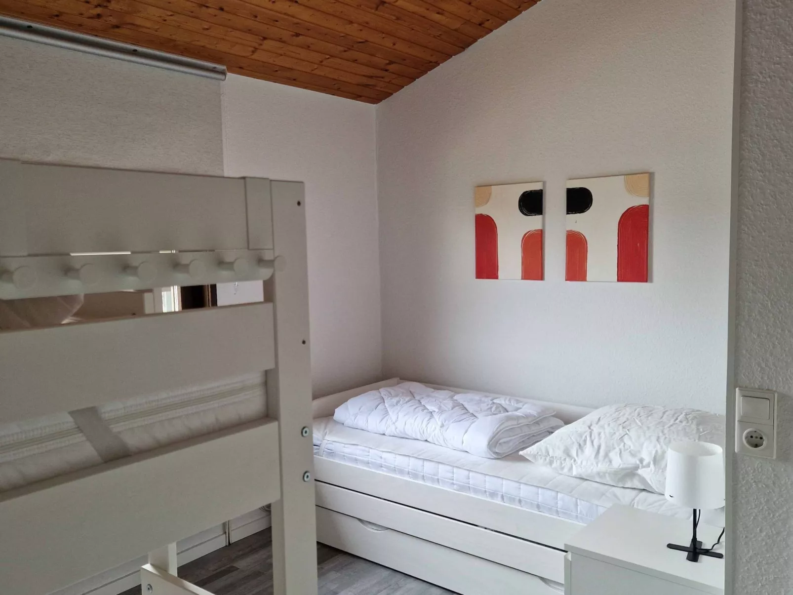 Haus F 21, Randlage mit Wiesenweitblick eingezäu-Image-tags.info