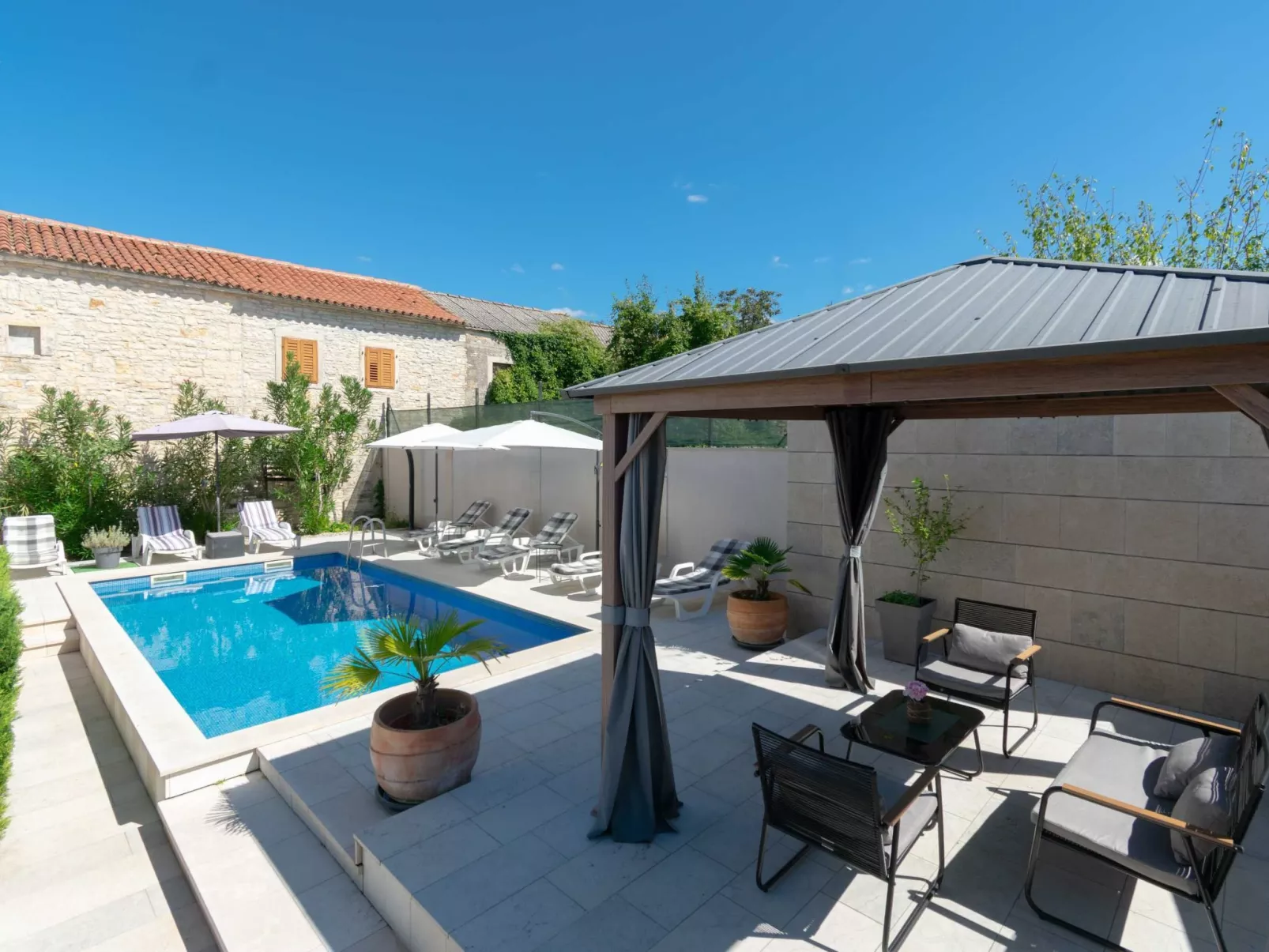 Villa Martin - Rückzugsort auf dem Land mit Pool