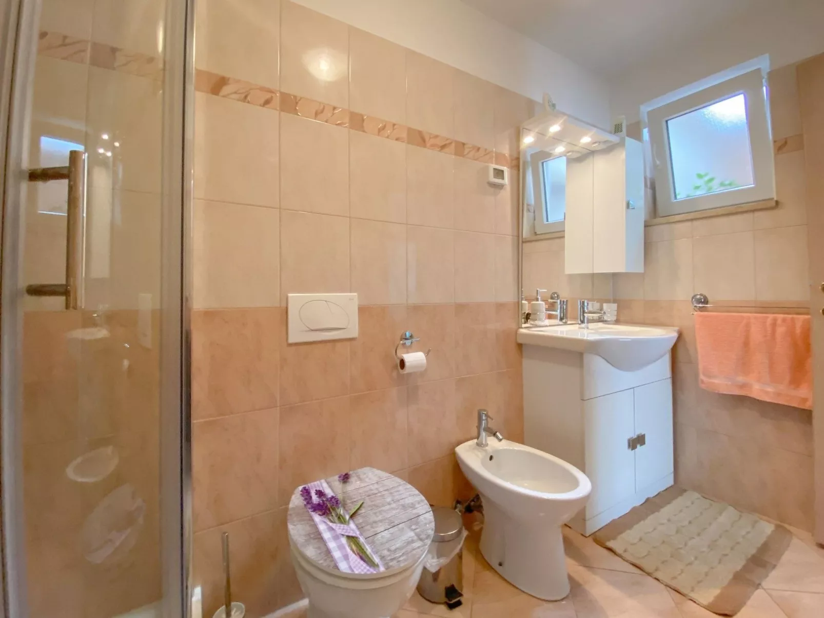 Für 6 Personen ca. 55 m&sup2; in Novigrad, Adriaküste Kroatien (Westküste von I-Binnen