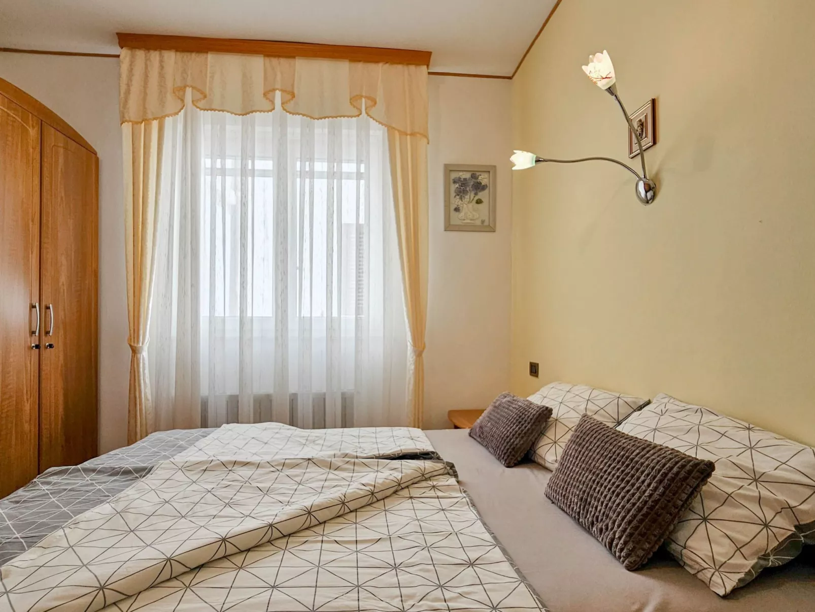 Für 2 Personen ca. 30 m&sup2; in Karigador, Istrien (Umag und Umgebung)-Binnen