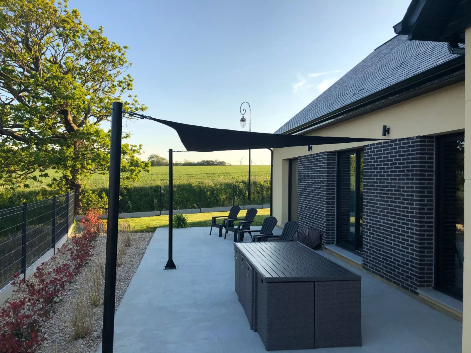 L Atelier Veulais-Buiten