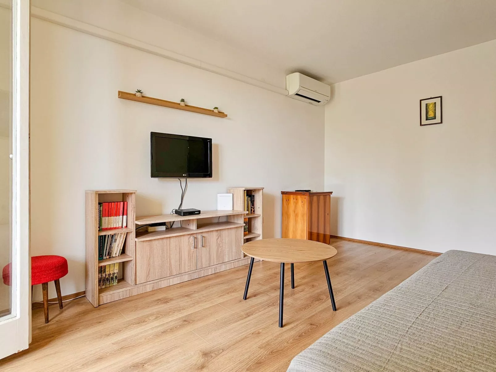 "Olga" mit Balkon-Image-tags.info