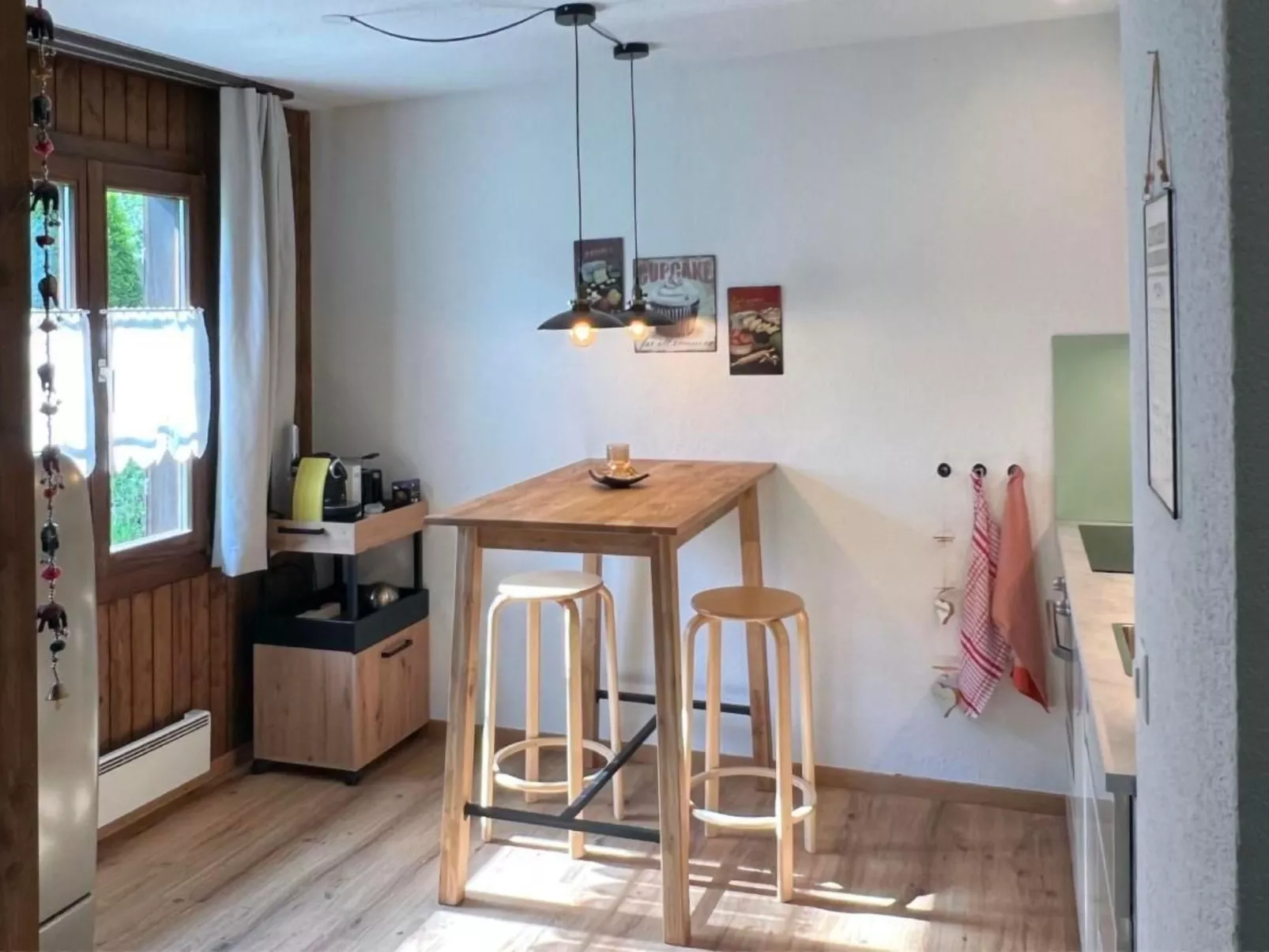 Chalet Oasis-Image-tags.info