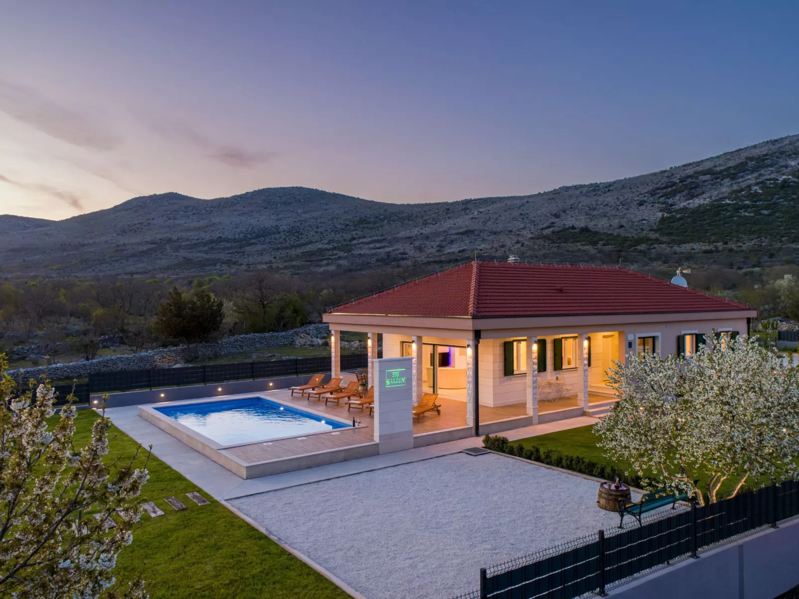 Villa Big Garden für 7 Personen und 1 Kind-Buiten