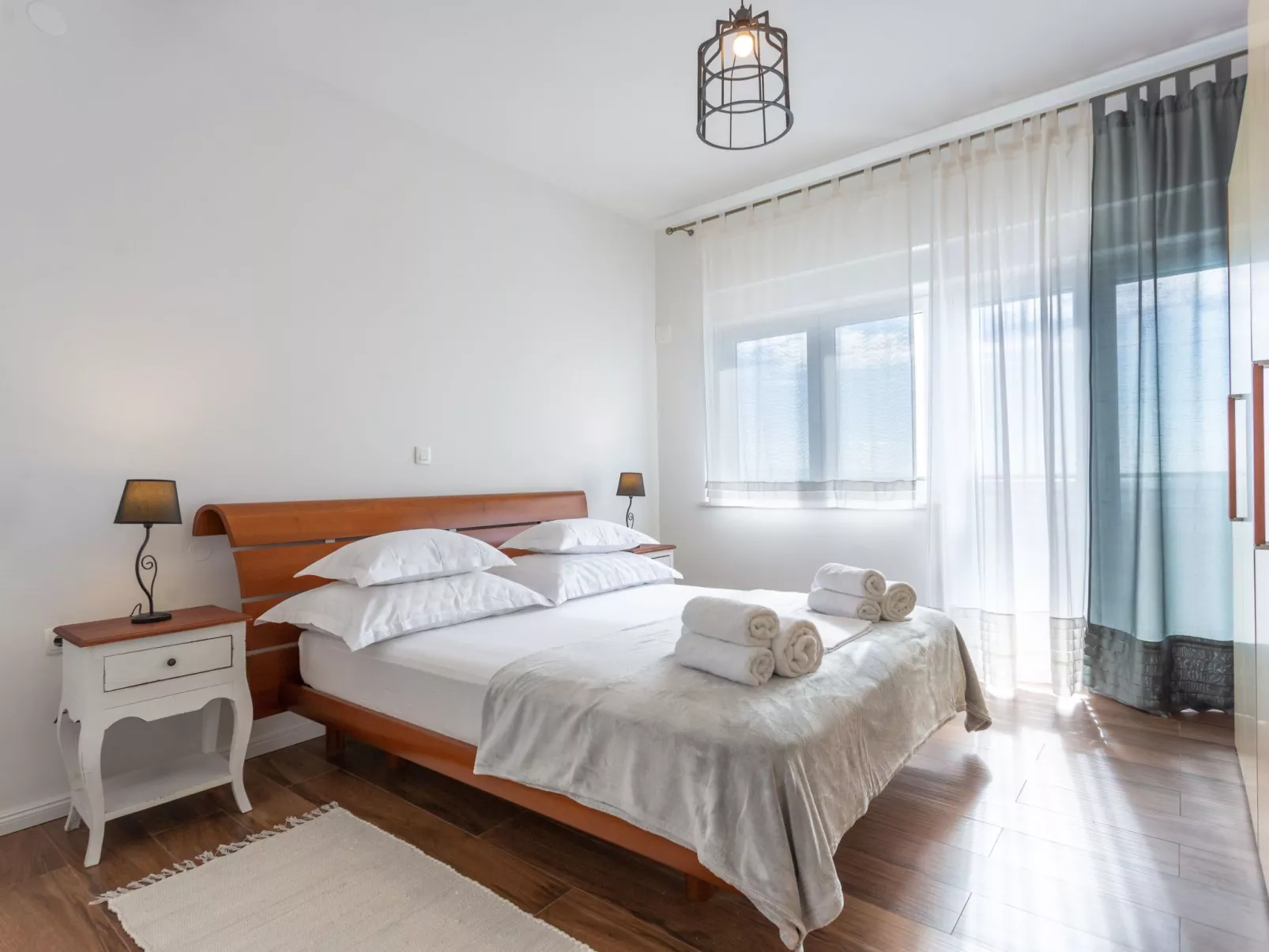 Villa Melki mit großem Privatpool-Binnen