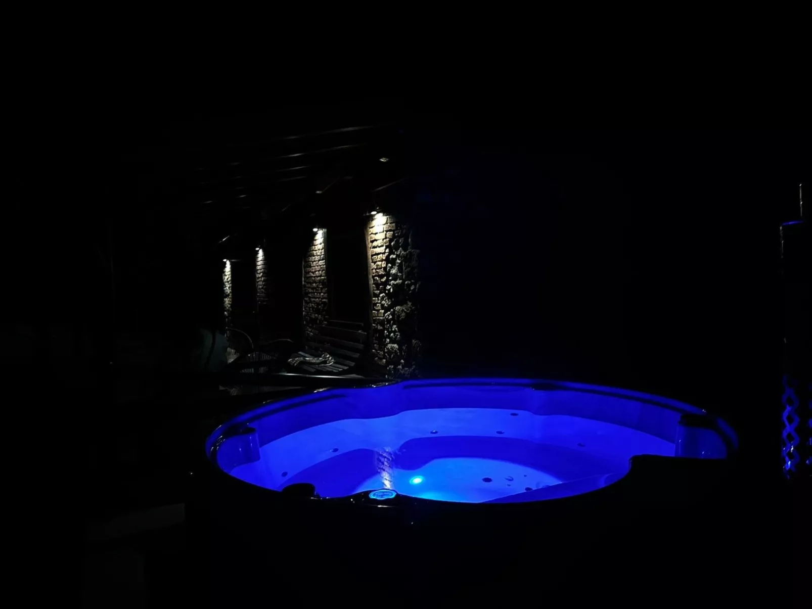 Haus in Sleme Skradsko mit Whirlpool und Parkplatz-Buiten