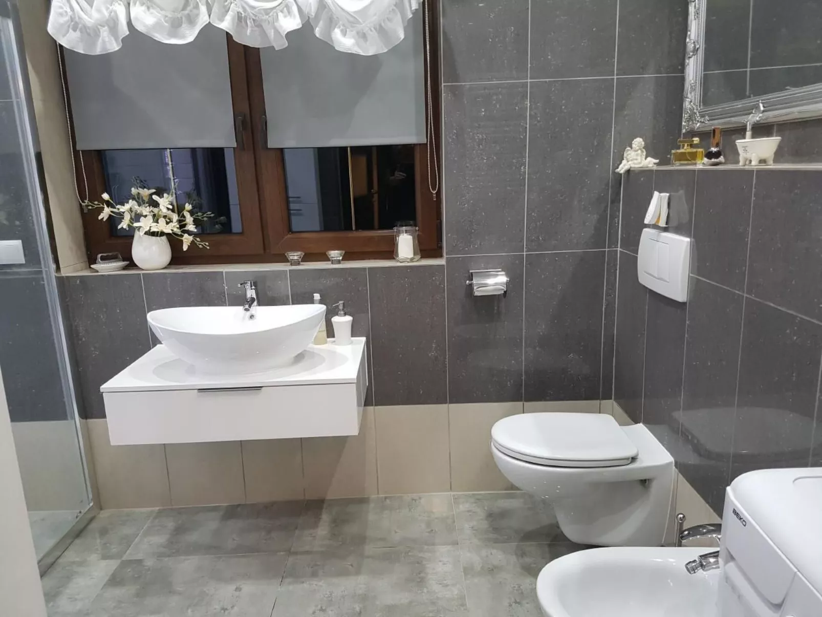 Magnolienhaus mit Sauna und Jacuzzi-Image-tags.info