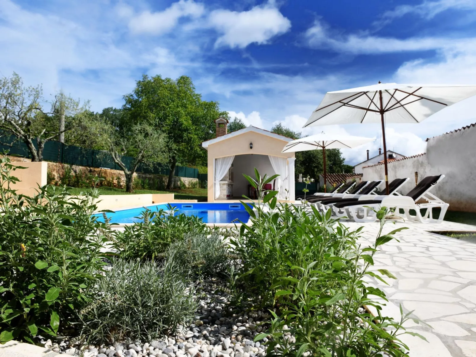 Mit Privatpool für 6 Personen ca. 130 m&sup2; in Markovici, Istrien (Binnenland