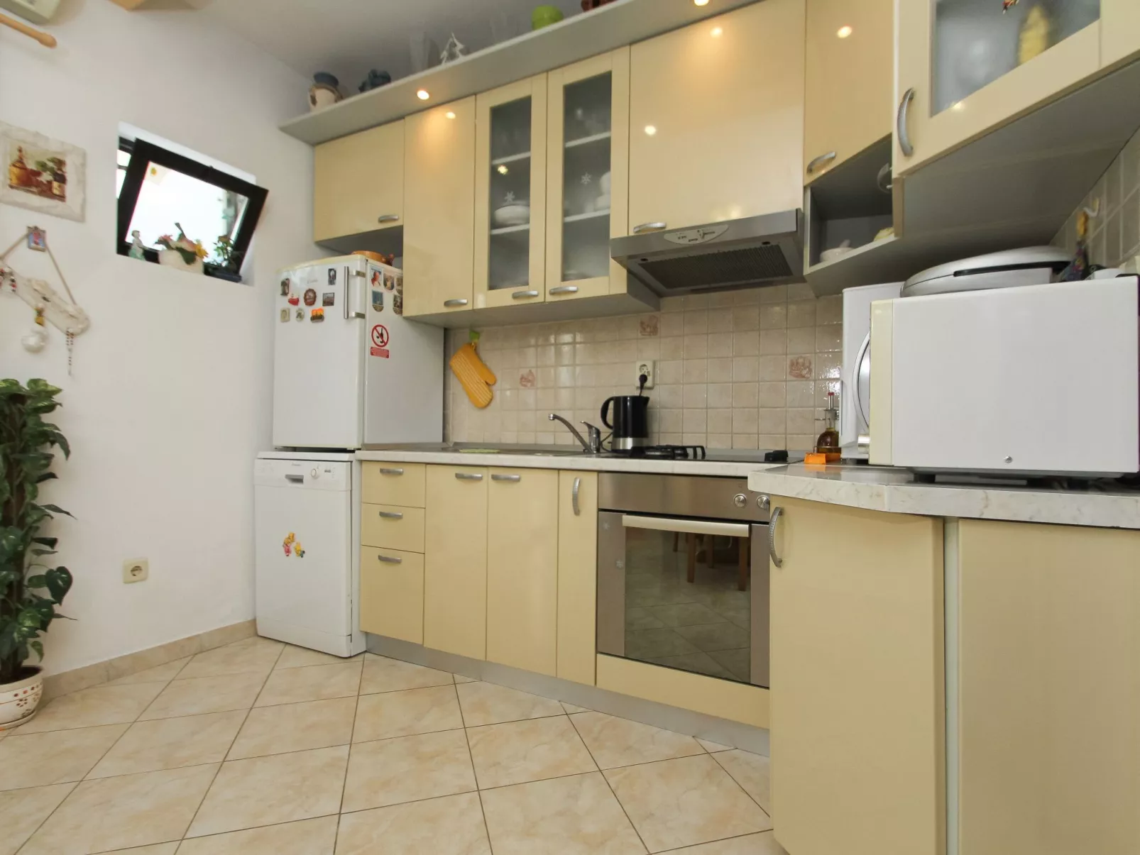 Vinka mit schönem Meerblick-Binnen