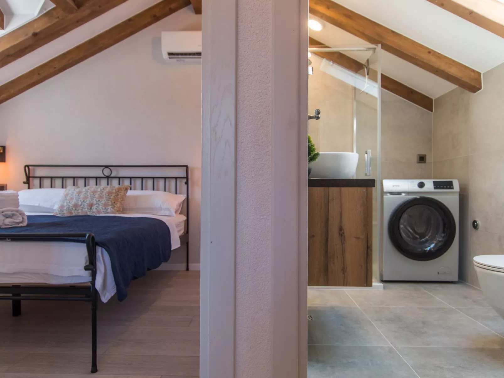 Villa Le Adria - Privater HotTub- Kostenloses Parken am Strand-Binnen