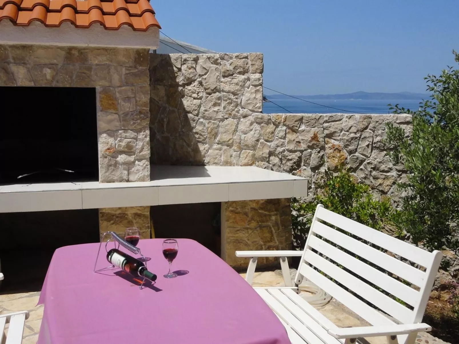 Adriatic Escape-Buiten