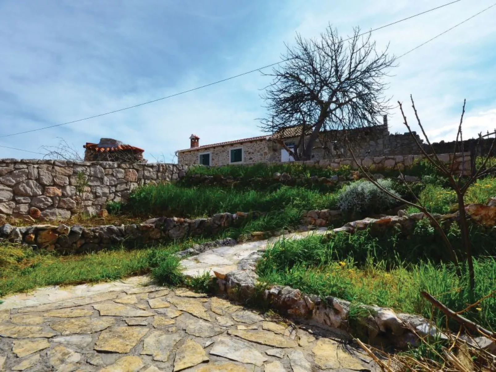 In Dobropoljana mit Freiterrasse-Buiten