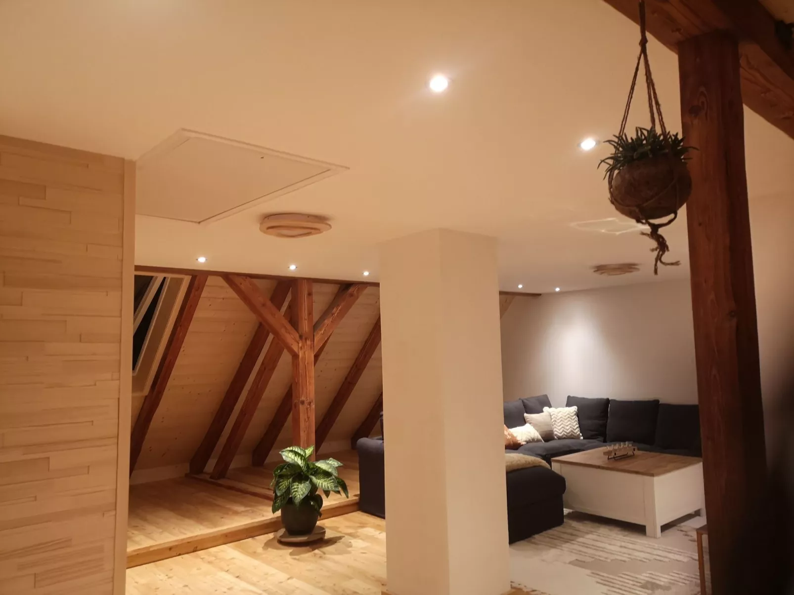 Moderne Ferienwohnung mit Hot Tub und Fasssauna-Image-tags.info