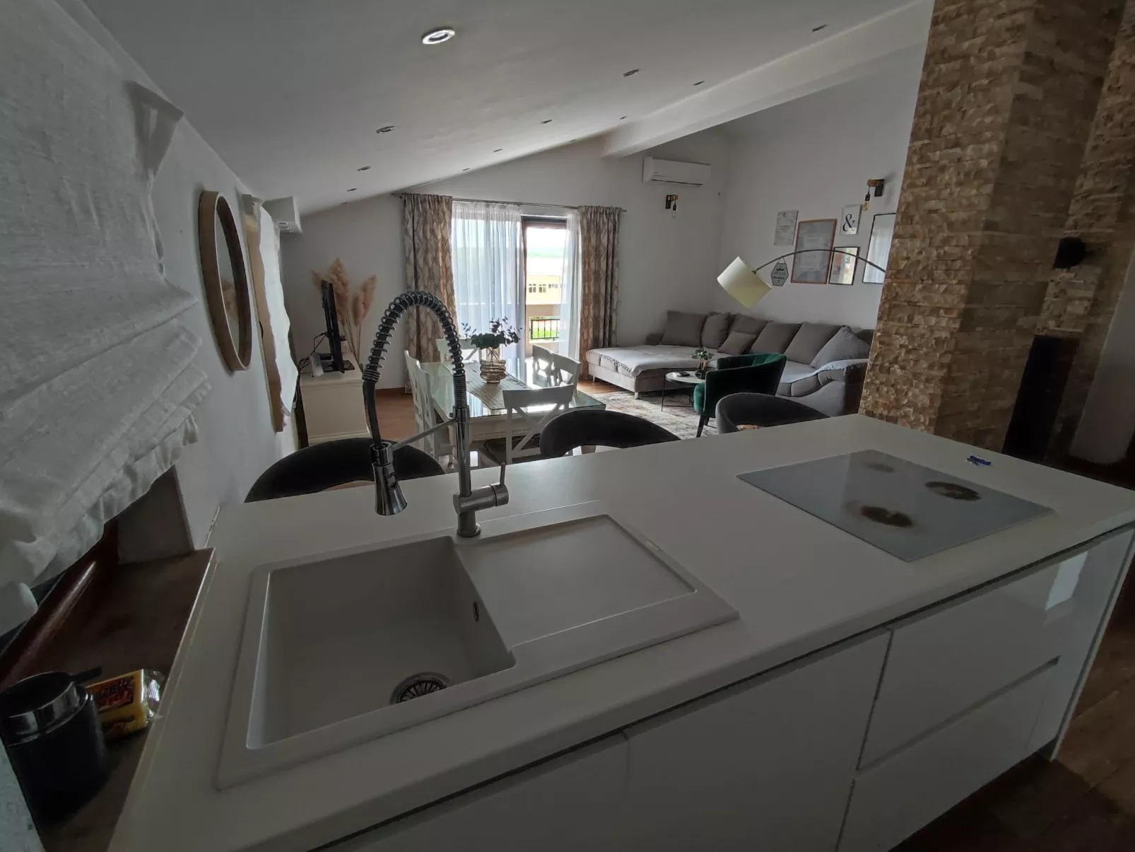 Angenehmes Haus in Posedarje mit großem Garten-Binnen