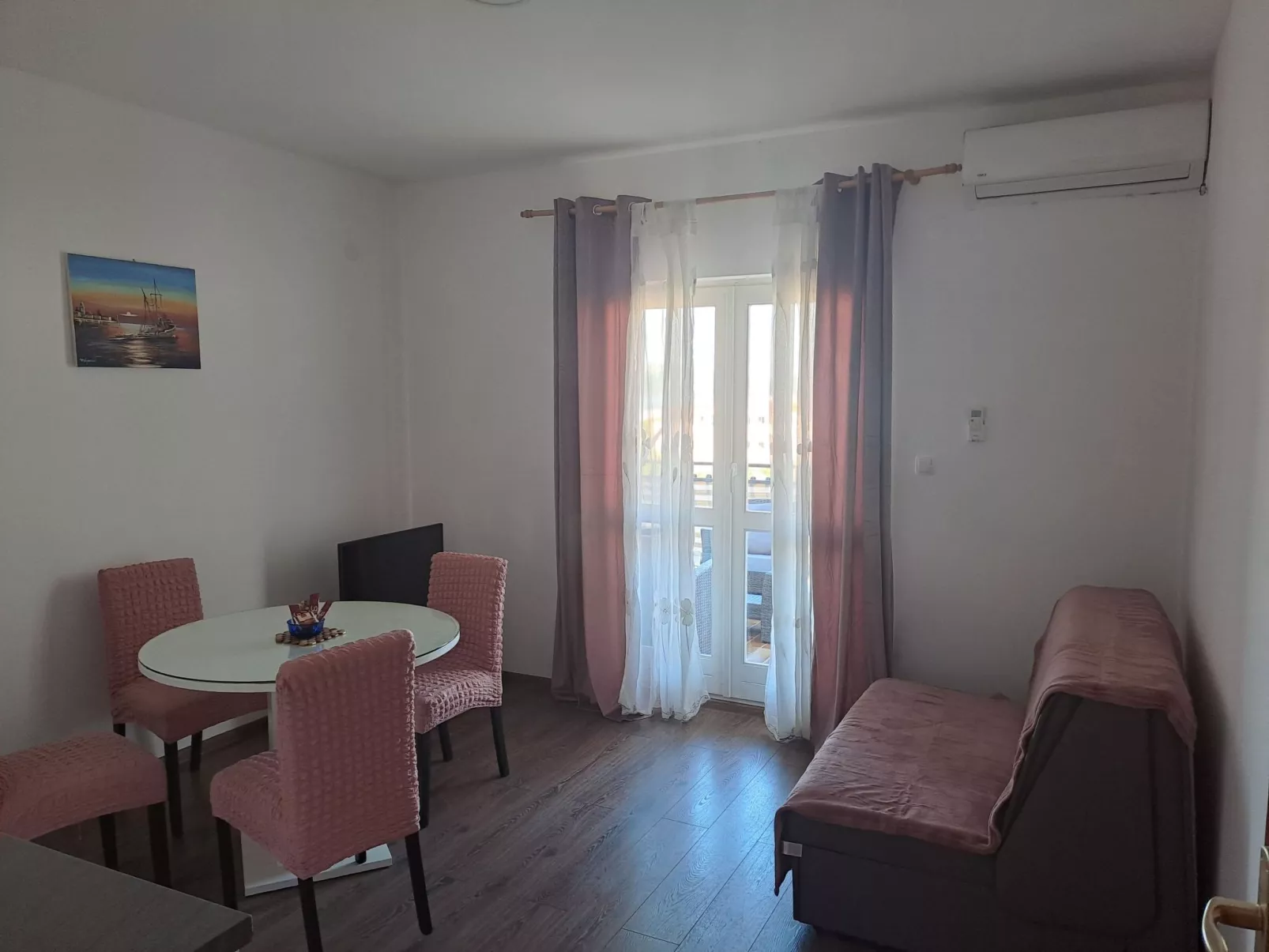 "Sara und Kike" direkt am Strand