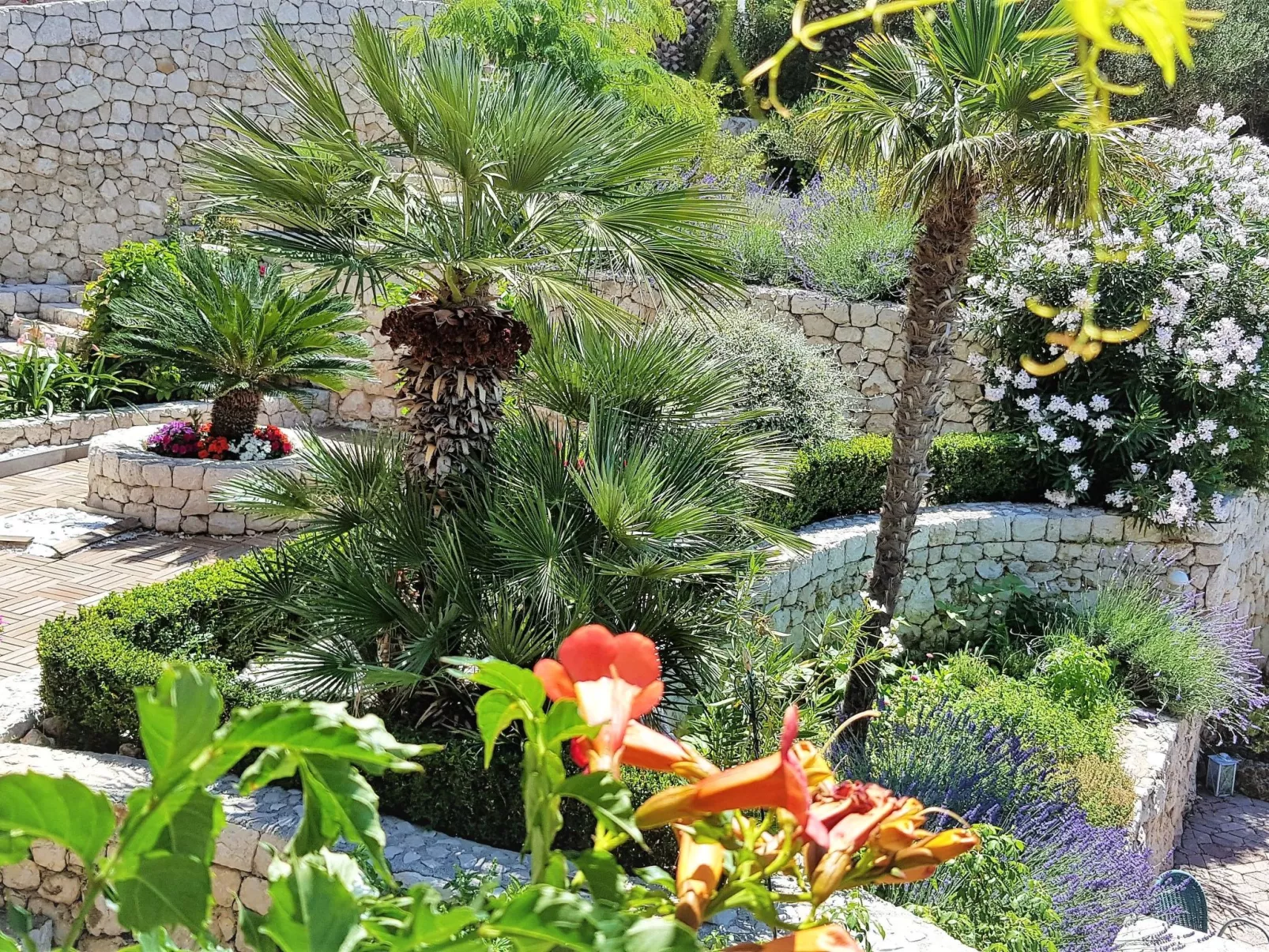 Tolle Wohnung in Drašnice mit Schönem Garten-Buiten