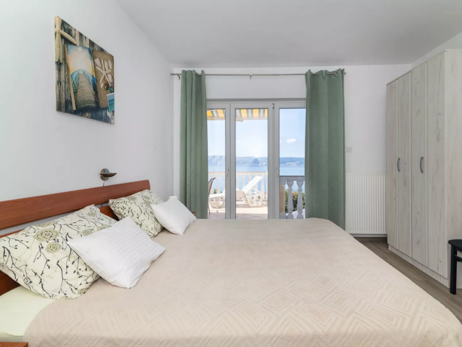 Wohnung für 6 Personen mit Panoramablick aufs Meer-Binnen