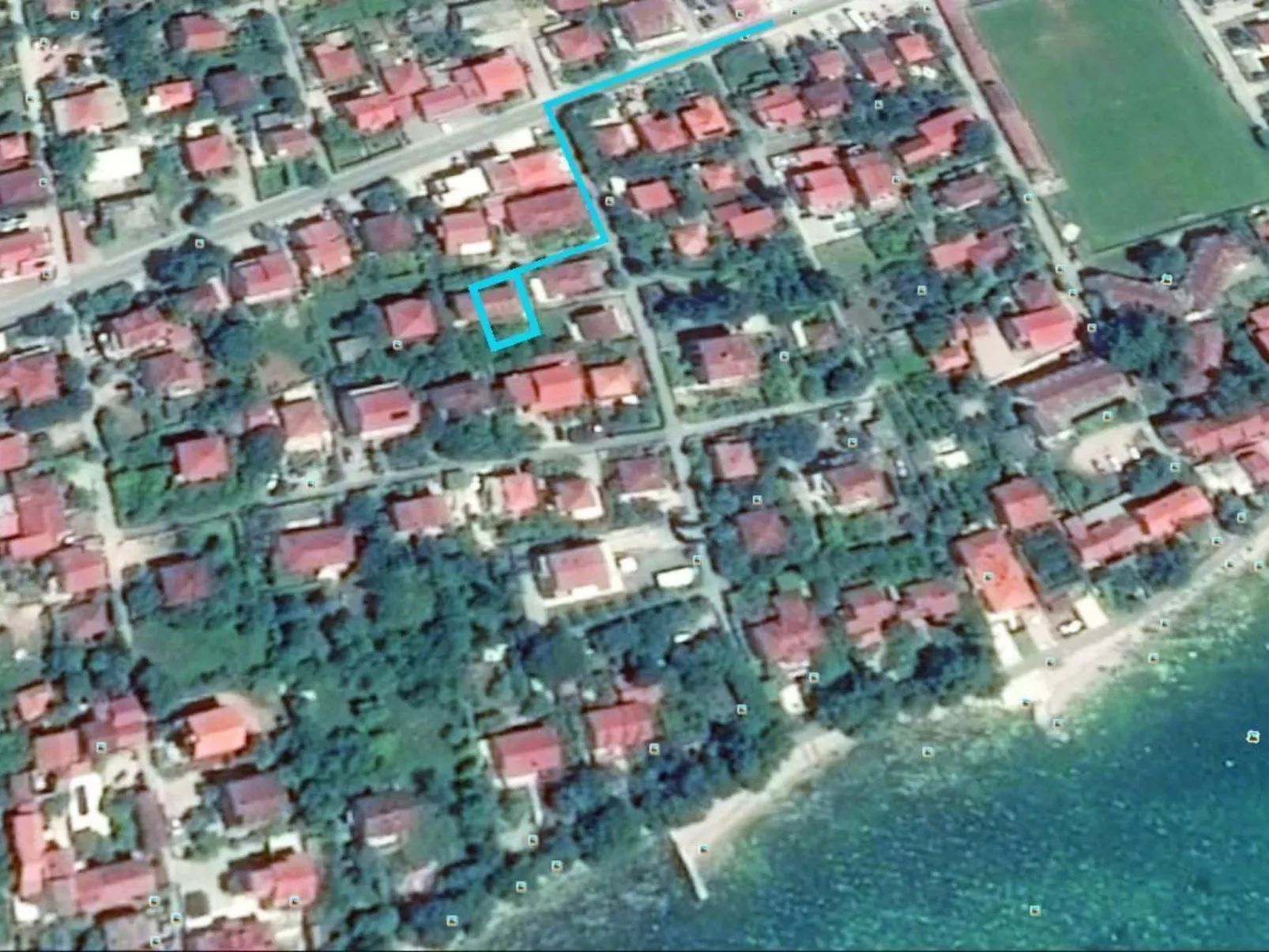 Karmen auf zwei Ebenen mit Garten-Buiten