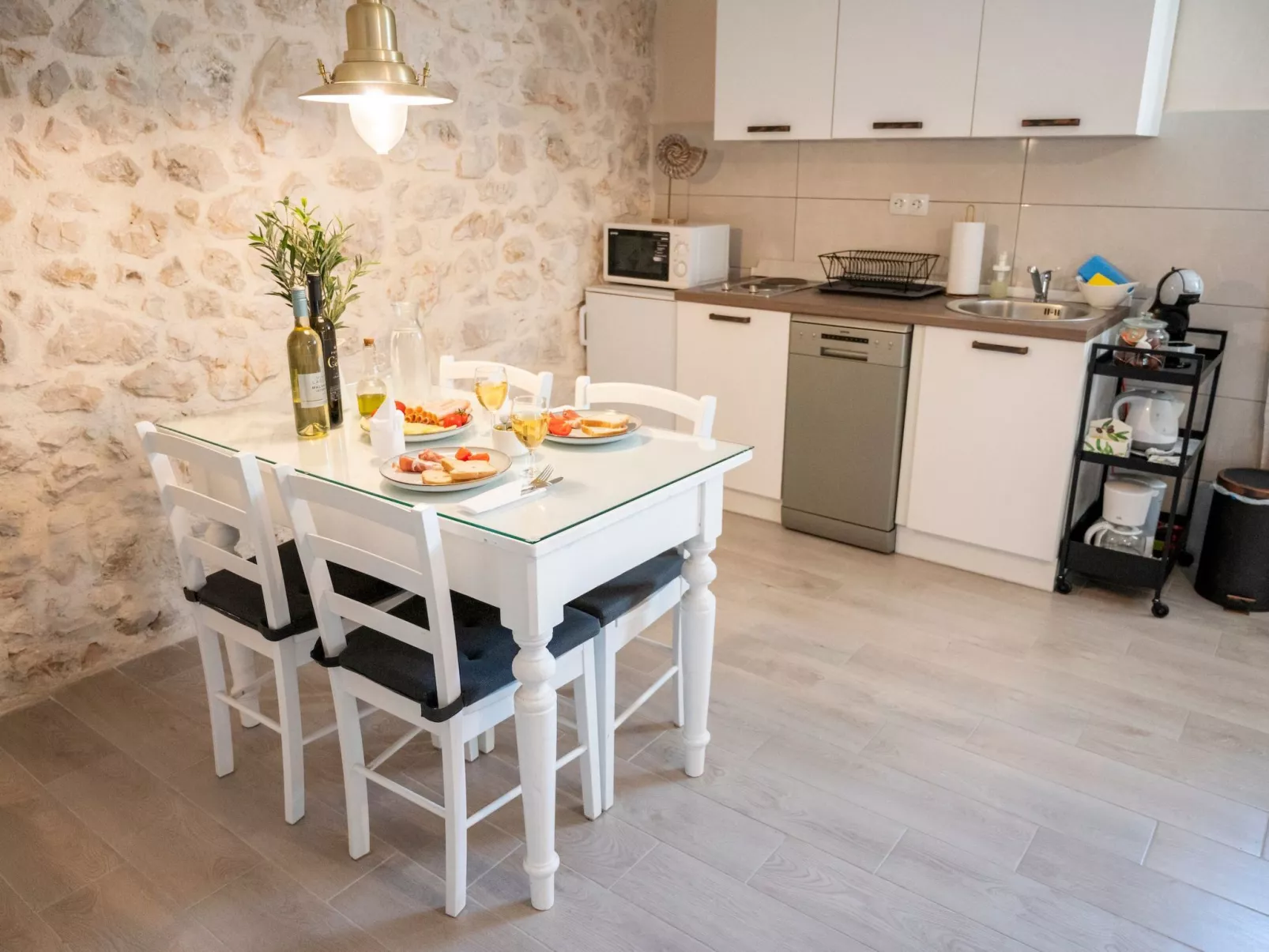 Steinhaus Wohnung in Turanj, Dalmatien-Binnen